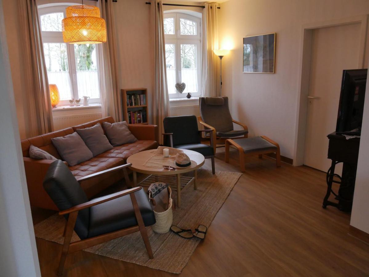 Lindenhof Wohnung 2, Erdgeschoß Vipperow Exterior foto